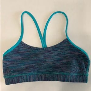 Lululemon sports top -bra sz 6